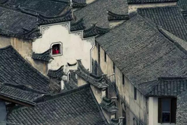 青瓦灰墻，高瓴飛檐，處處消磨時光