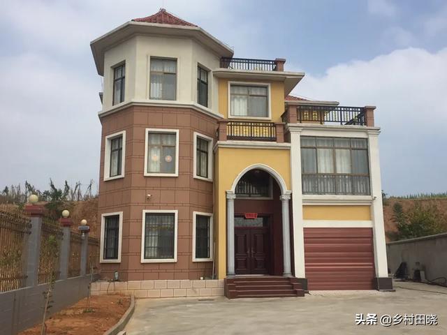 農村自建房坡屋頂，用琉璃瓦還是樹脂瓦？看看內行人的經驗分享
